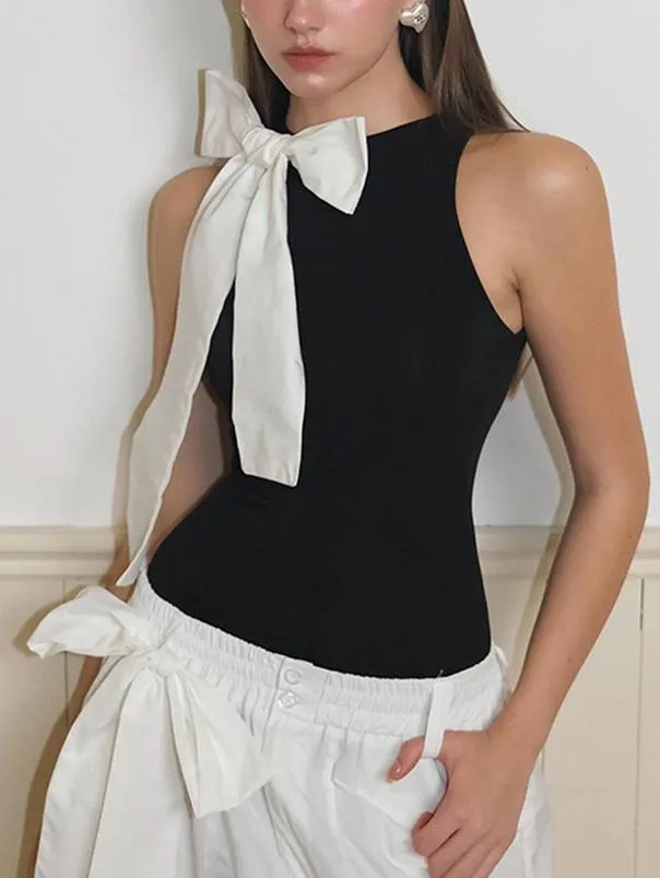 Contrast Color Sleeveless Bow Pullover Bodysuit