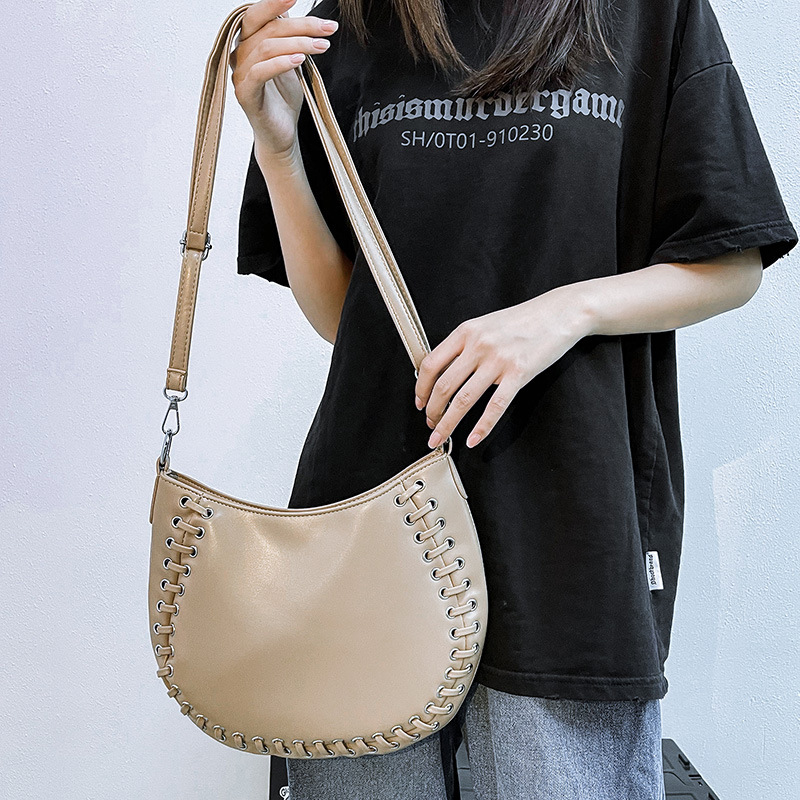 Semicircle Knit Tote