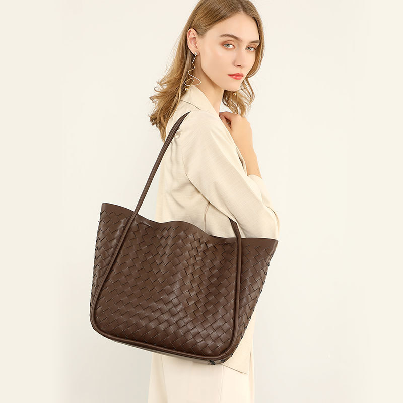 Leather Woven Single Shoulder Large Tote Bag