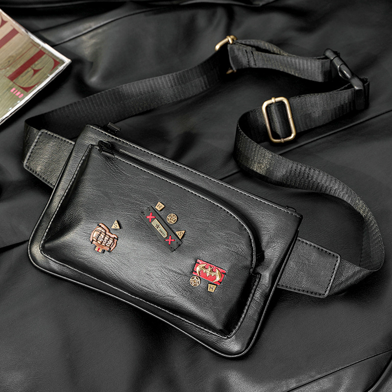 Fashion Joker Rivet Personality Badge Men's Crossbody Bag