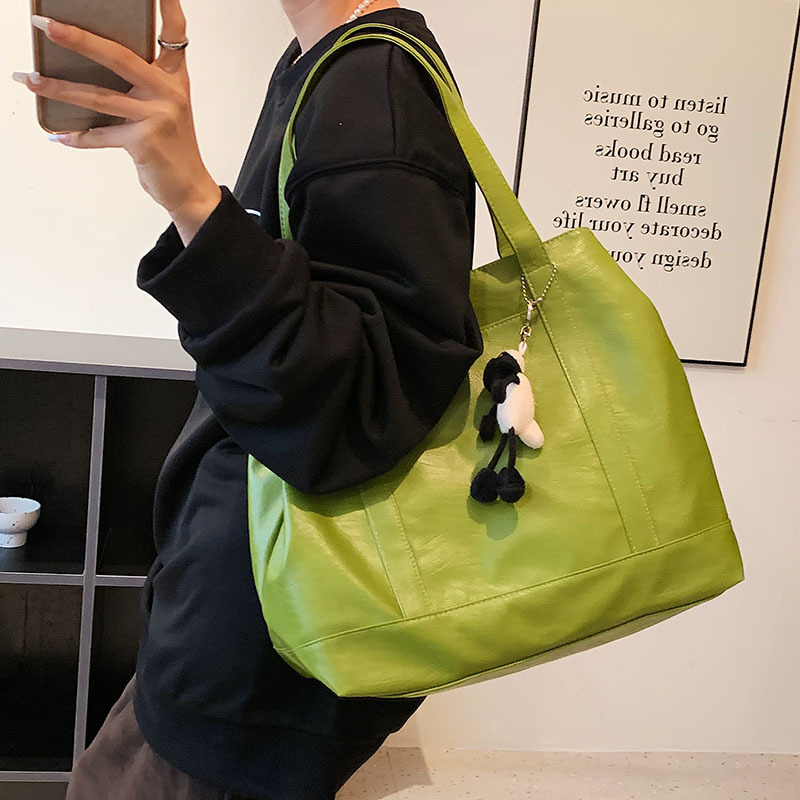 Retro Simple Tote Soft Leather